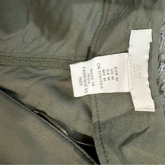 Green H&M mid length flowing dress - Picture 2 of 4